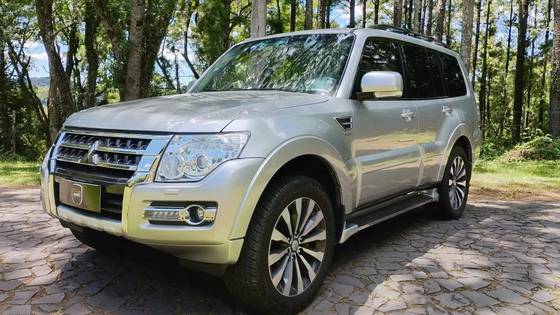 MITSUBISHI PAJERO 3.2 HPE 4X4 7 LUGARES 16V TURBO INTERCOOLER DIESEL 4P AUTOMÁTICO MITSUBISHI PAJERO 3.2 HPE 4X4 7 LUGARES 16V TURBO INTERCOOLER DIESEL 4P AUTOMÁTICO